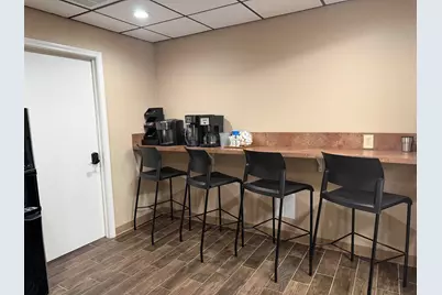 1110 N Broadway Street, Marble Falls, TX 78654 - Photo 9