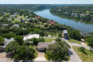 401 Crestview Dr, Marble Falls, TX 78654 - Photo 1
