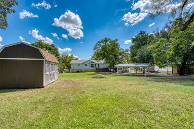 303 Granite Shoals Lane, Sunrise Beach, TX 78643 - Photo 3