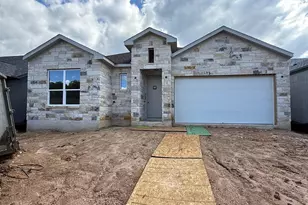 7 Fairway Ln, Meadowlakes, TX 78654 - Photo 1