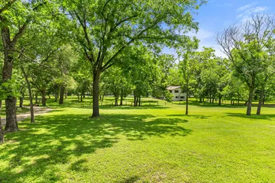 1242 Ervendberg Avenue, New Braunfels, TX 78130 - Photo 11