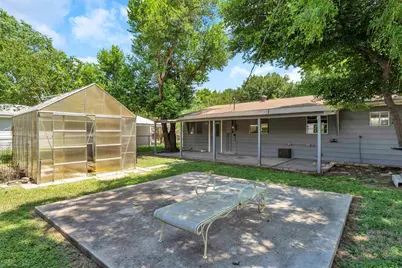 1803 Bluebonnet, Kingsland, TX 78639 - Photo 31