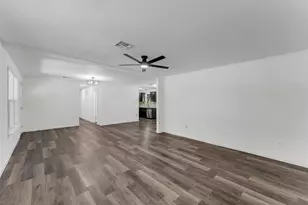 1803 Bluebonnet, Kingsland, TX 78639 - Photo 9