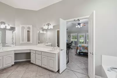 21 Augusta Drive, Meadowlakes, TX 78654 - Photo 15