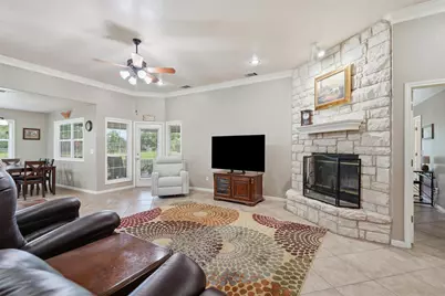 21 Augusta Drive, Meadowlakes, TX 78654 - Photo 5
