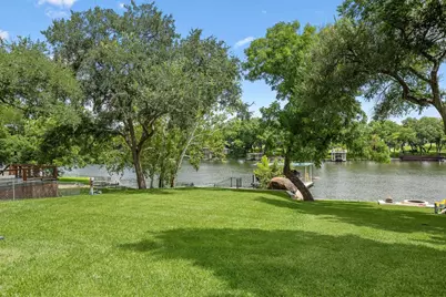 806 Clen Oaks Pkwy, Burnet, TX 78611 - Photo 25