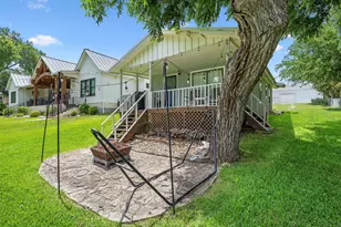 806 Clen Oaks Parkway, Burnet, TX 78611 - Photo 23