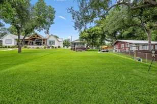 806 Clen Oaks Parkway, Burnet, TX 78611 - Photo 35