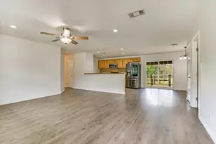 114 E Maple Dr, Granite Shoals, TX 78654 - Photo 3
