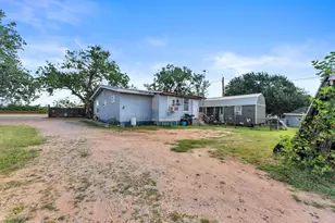 813 Odessa St, Kingsland, TX 78639 - Photo 3
