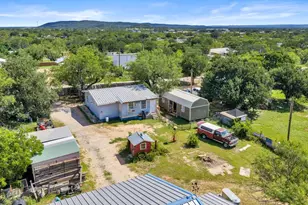 813 Odessa St, Kingsland, TX 78639 - Photo 25