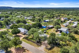 813 Odessa St, Kingsland, TX 78639 - Photo 17