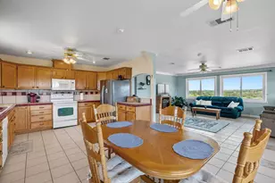 926 Sandy Mountain Dr, Sunrise Beach, TX 78643 - Photo 7