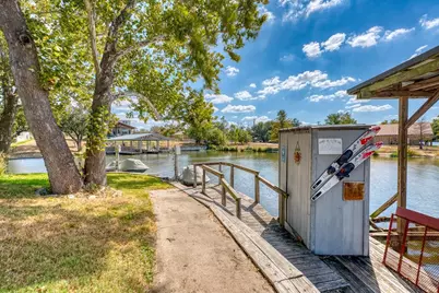 116 Shady Circle Drive, Sunrise Beach, TX 78643 - Photo 5