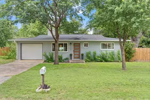 1107 Live Oak Dr, Marble Falls, TX 78654 - Photo 1