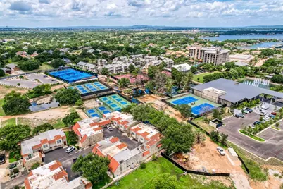 200 Free Rein, Horseshoe Bay, TX 78657 - Photo 25