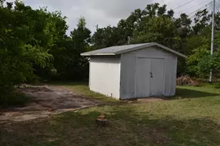 1502 Sherrard, Burnet, TX 78611 - Photo 7