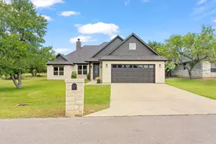 108 Lake Cliff Dr, Kingsland, TX 78639 - Photo 3