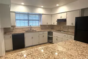 413 Olympia Fields, Meadowlakes, TX 78654 - Photo 5
