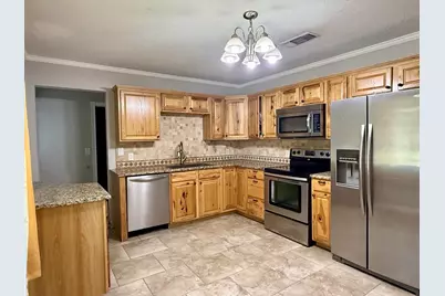 1101 Hackberry Drive, Marble Falls, TX 78654 - Photo 5