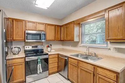 1113 Ash Dr, Marble Falls, TX 78654 - Photo 11