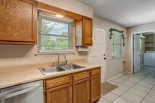 1113 Ash Dr, Marble Falls, TX 78654 - Photo 13