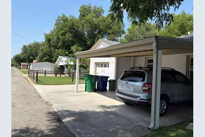 506 W Storey Street, San Saba, TX 76877 - Photo 37