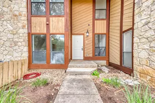 901 Cheyenne, Horseshoe Bay, TX 78657 - Photo 3