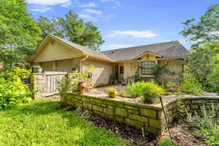 347 Shoals Pkwy, Burnet, TX 78611 - Photo 1