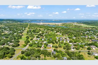 808 Pecan Ln, Cottonwood Shores, TX 78657 - Photo 33