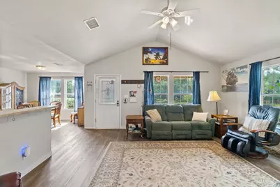 808 Pecan Ln, Cottonwood Shores, TX 78657 - Photo 5