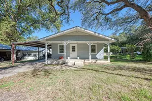 1113 County Rd 132B Rd, Kingsland, TX 78639 - Photo 1