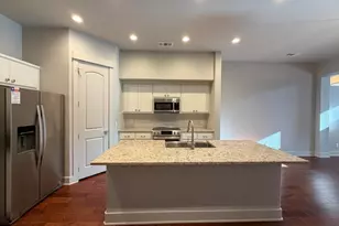 108 Tuscan Dr, Horseshoe Bay, TX 78657 - Photo 5
