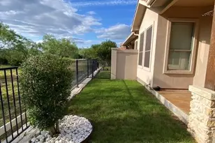 108 Tuscan Dr, Horseshoe Bay, TX 78657 - Photo 17