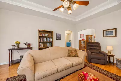 1107 E College Street, Llano, TX 78643 - Photo 5