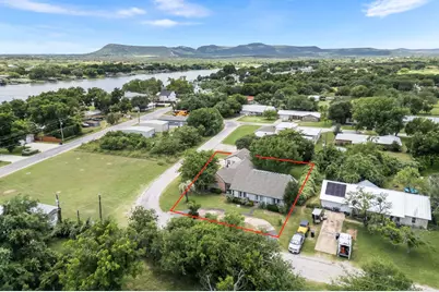 305 La Mesa, Kingsland, TX 78639 - Photo 25