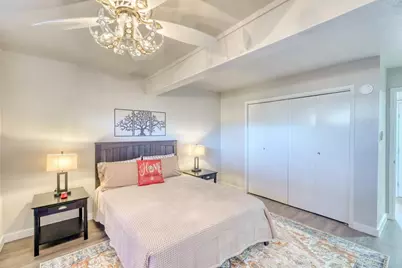 207 N Hi Circle, Horseshoe Bay, TX 78657 - Photo 9
