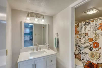 207 N Hi Circle, Horseshoe Bay, TX 78657 - Photo 13