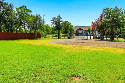 1303 Prairie Creek Road, Granite Shoals, TX 78654 - Photo 5