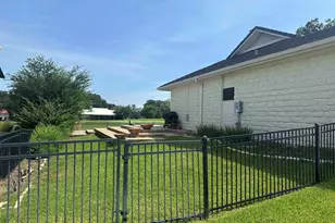 1308 Hi Cir S, Horseshoe Bay, TX 78657 - Photo 11