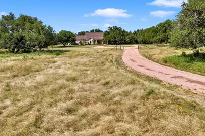627 Ranch Road 2323, Llano, TX 78643 - Photo 5