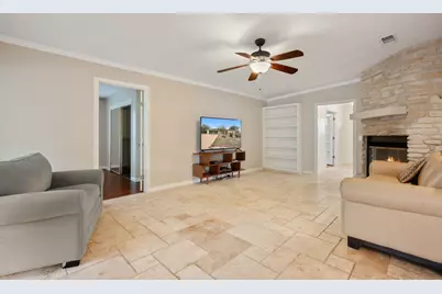 110 Highlands Boulevard, Horseshoe Bay, TX 78657 - Photo 9