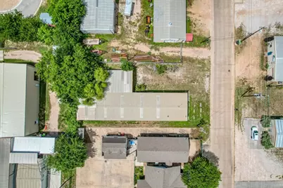 2402 Commerce, Marble Falls, TX 78654 - Photo 17