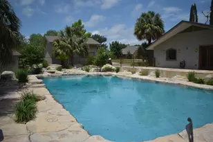311 Oleander Dr, Marble Falls, TX 78654 - Photo 9