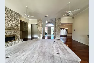 312 N Big Spur Avenue, Horseshoe Bay, TX 78657 - Photo 19