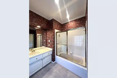 312 N Big Spur Avenue, Horseshoe Bay, TX 78657 - Photo 33