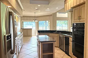 312 N Big Spur Ave, Horseshoe Bay, TX 78657 - Photo 17