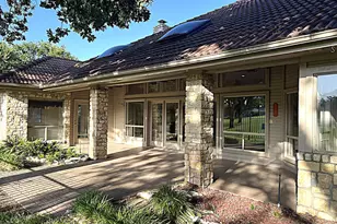 312 N Big Spur Ave, Horseshoe Bay, TX 78657 - Photo 5