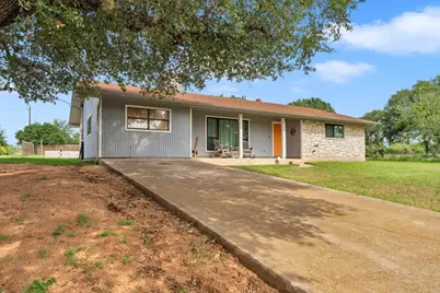 2208 Belaire Dr, Granite Shoals, TX 78654 - Photo 3