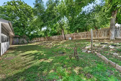 1010 Louise St, Marble Falls, TX 78654 - Photo 27
